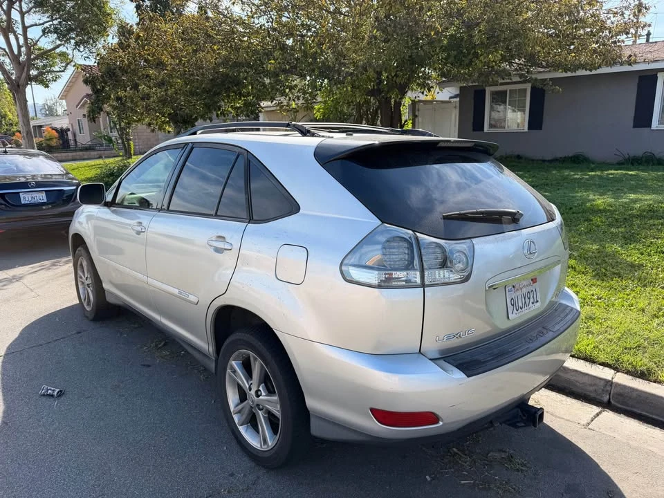 2007 Lexus RX 2nd Gen - Image 5 of 9