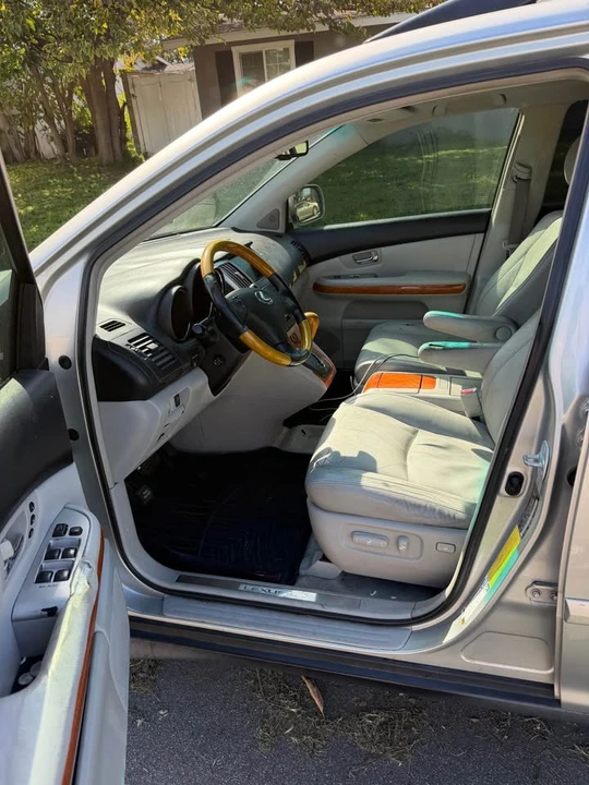 2007 Lexus RX 2nd Gen - Image 9 of 9