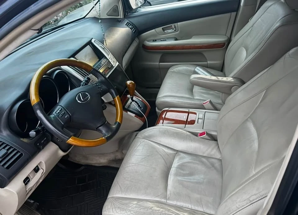 2007 Lexus RX 2nd Gen - Image 6 of 9