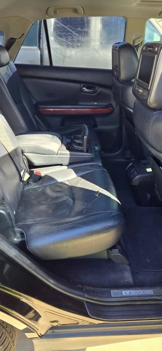 2007 Lexus RX 2nd Gen - Image 13 of 18