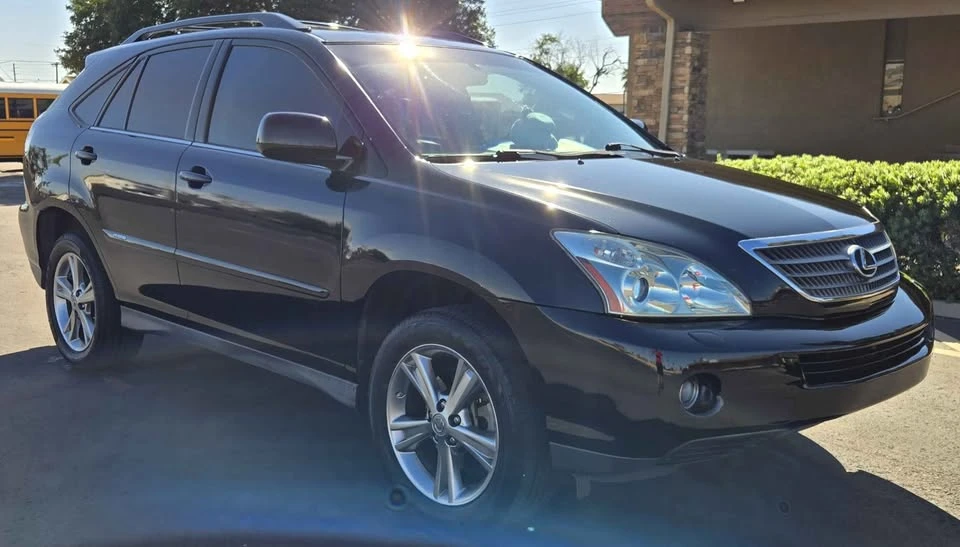 2007 Lexus RX 2nd Gen - Image 3 of 18