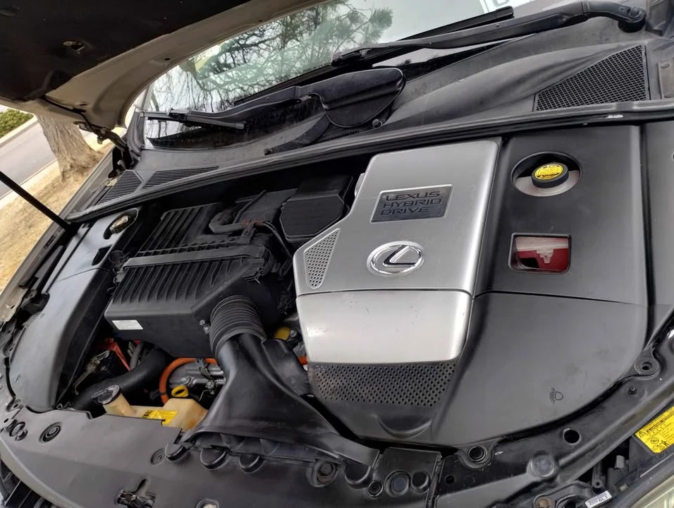 2007 Lexus RX 2nd Gen - Image 11 of 16