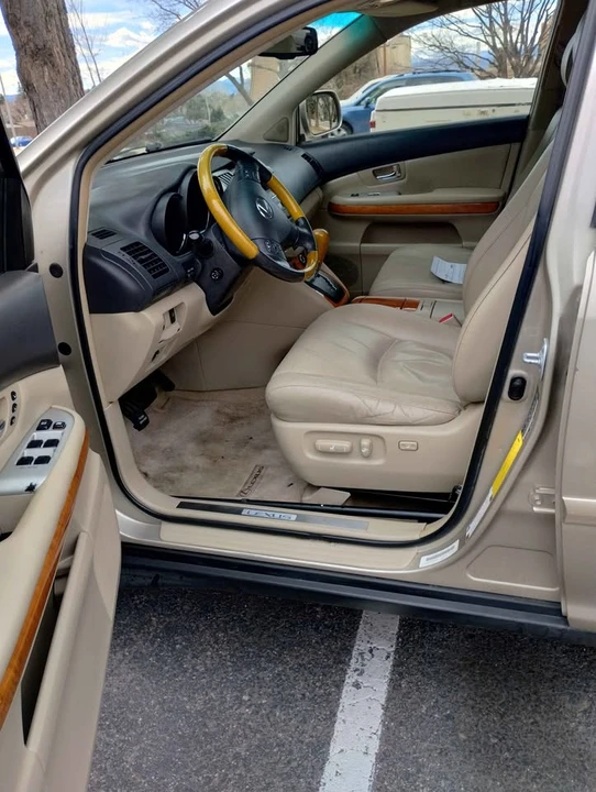 2007 Lexus RX 2nd Gen - Image 14 of 16