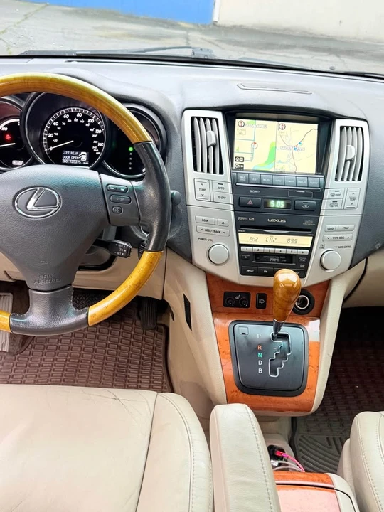 2007 Lexus RX 2nd Gen - Image 14 of 20