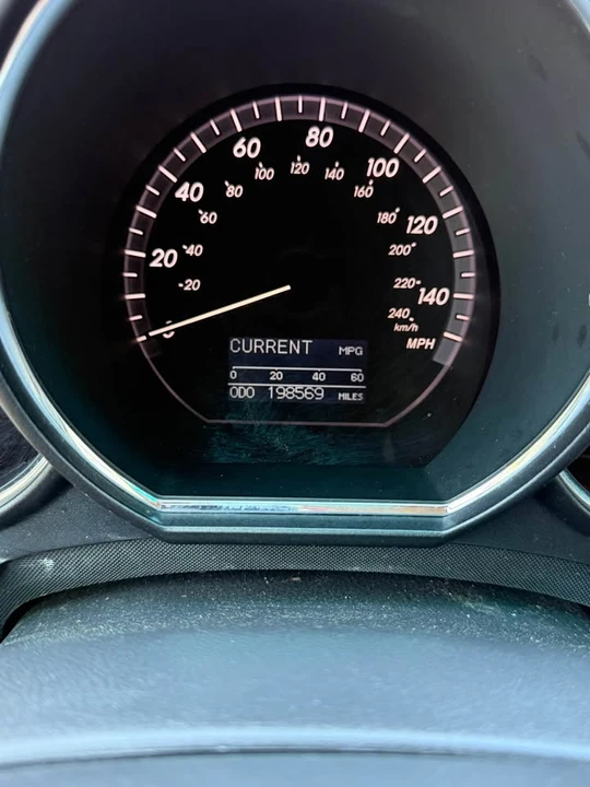 2007 Lexus RX 2nd Gen - Image 7 of 11