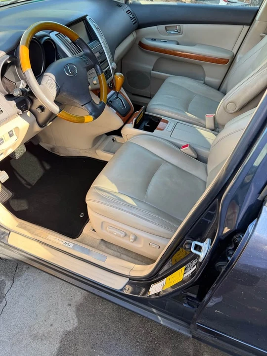 2007 Lexus RX 2nd Gen - Image 6 of 11