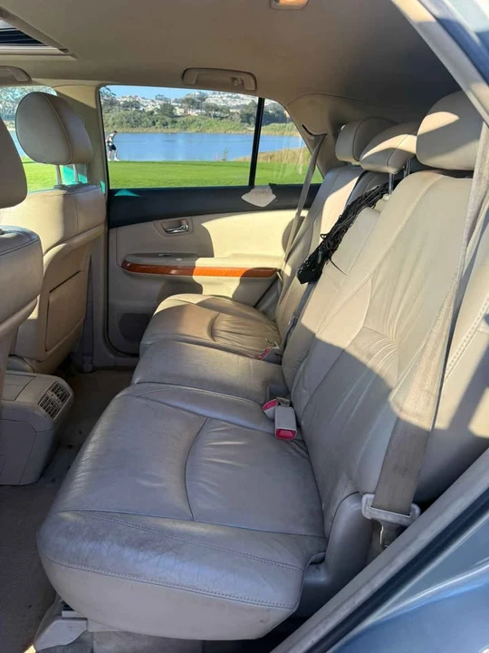 2007 Lexus RX 2nd Gen - Image 18 of 20