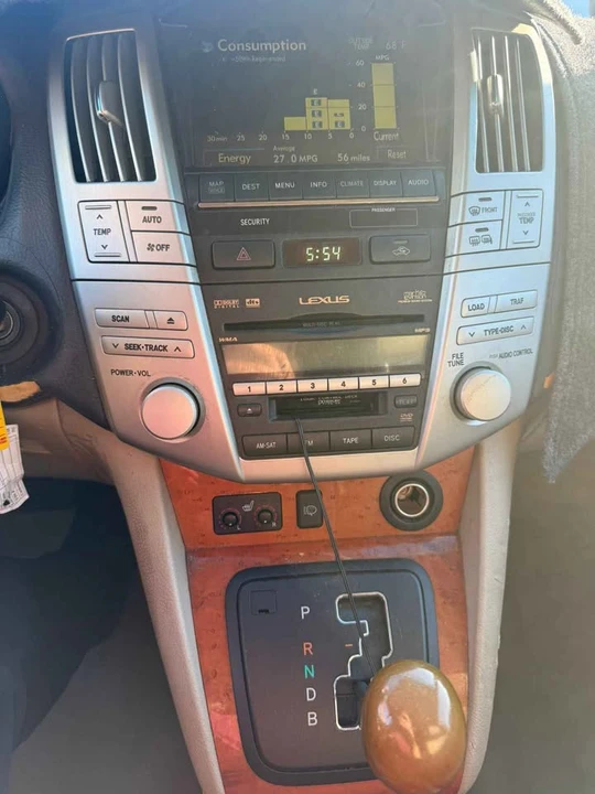2007 Lexus RX 2nd Gen - Image 14 of 20