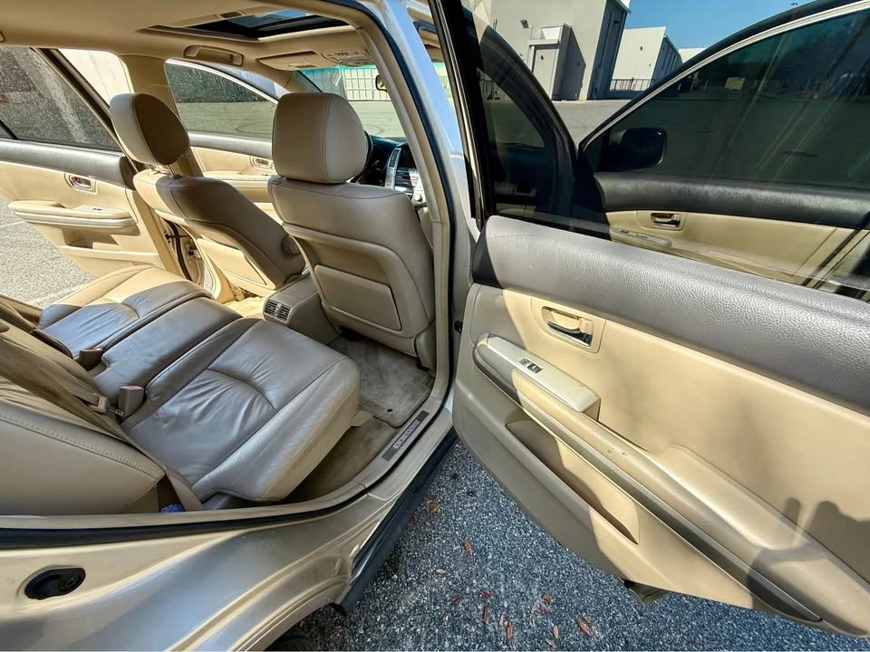 2007 Lexus RX 2nd Gen - Image 12 of 20