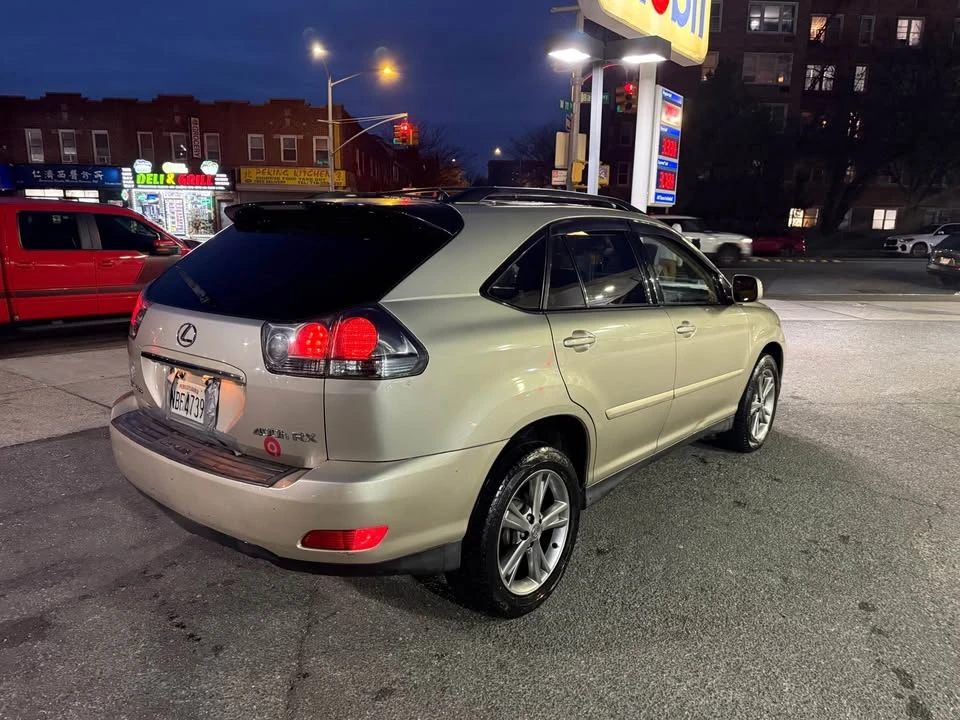 2007 Lexus RX 2nd Gen - Image 2 of 12