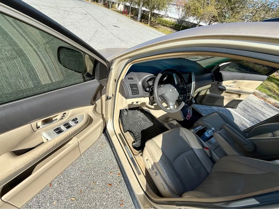 2007 Lexus RX 2nd Gen - Image 17 of 20