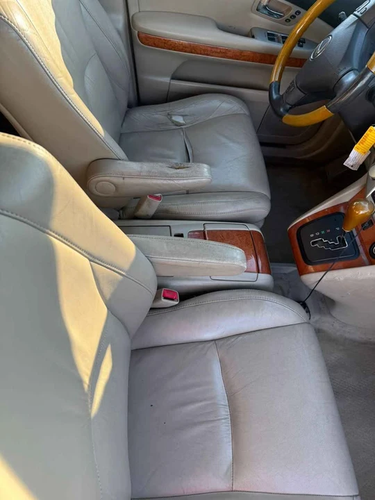 2007 Lexus RX 2nd Gen - Image 12 of 20