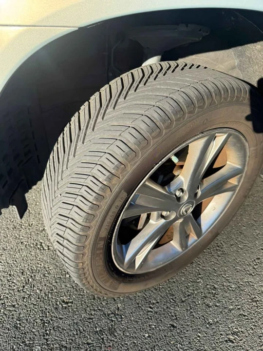2007 Lexus RX 2nd Gen - Image 9 of 20