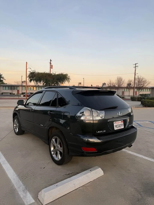 2007 Lexus RX 2nd Gen - Image 4 of 10