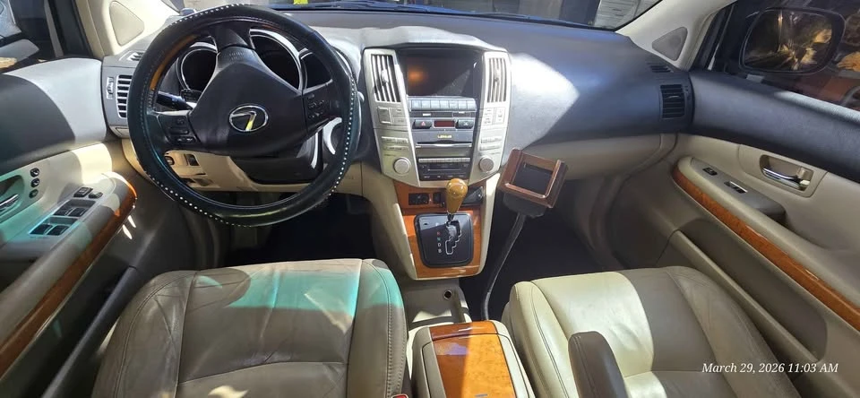 2007 Lexus RX 2nd Gen - Image 5 of 10