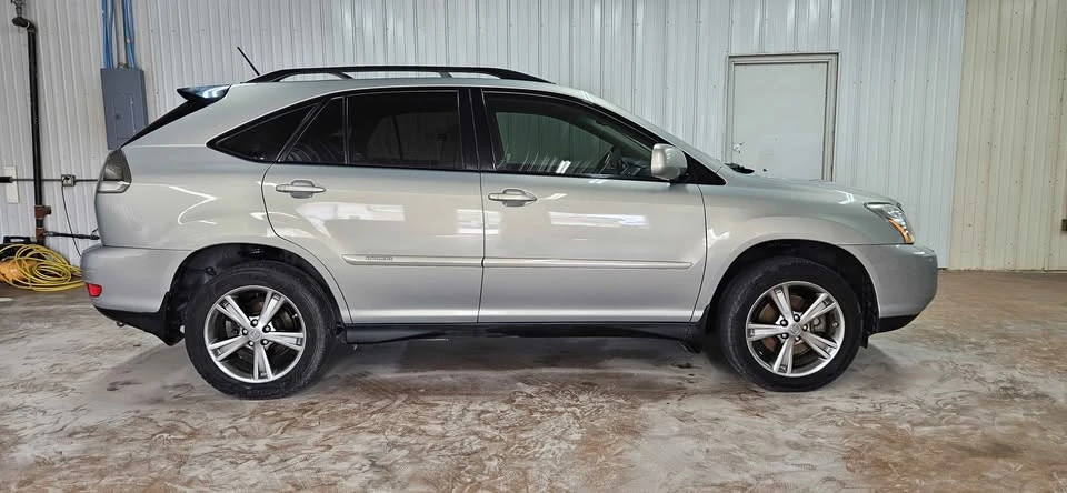 2007 Lexus RX 2nd Gen - Image 3 of 12