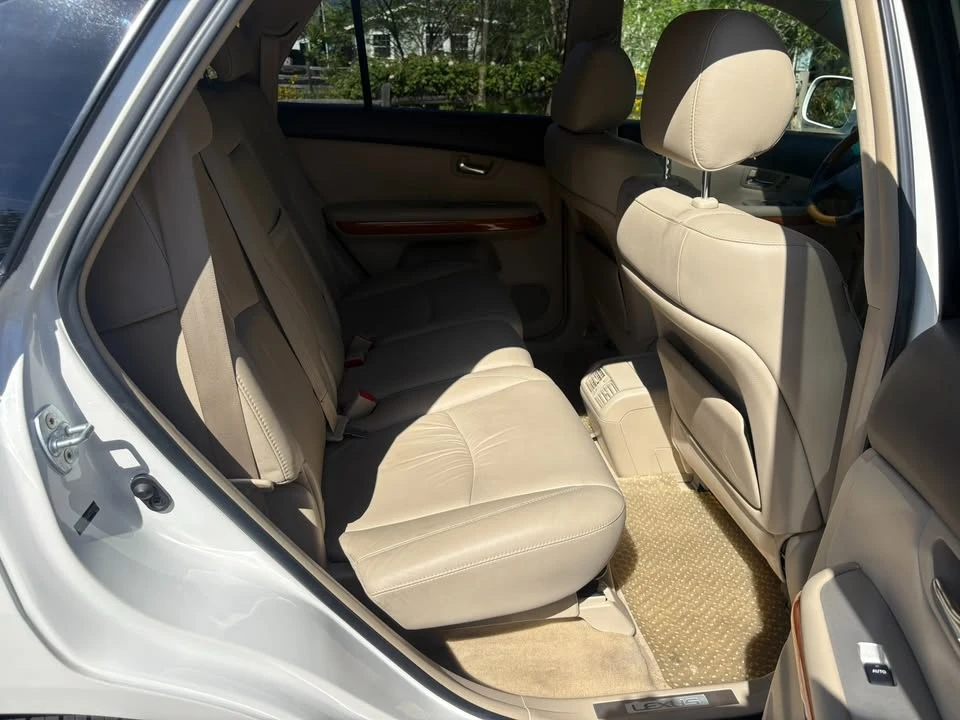 2007 Lexus RX 2nd Gen - Image 5 of 9