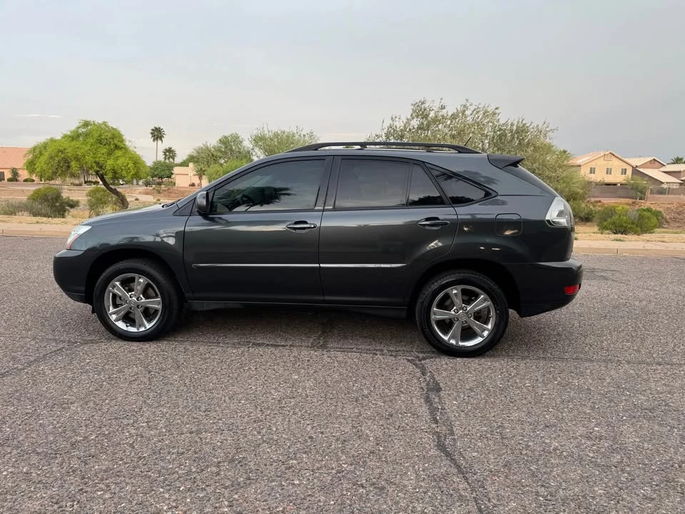 2007 Lexus RX 2nd Gen - Image 3 of 16