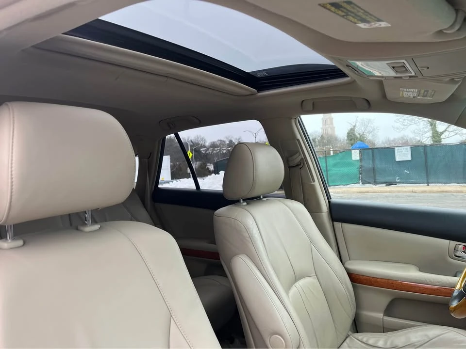 2007 Lexus RX 2nd Gen - Image 17 of 18