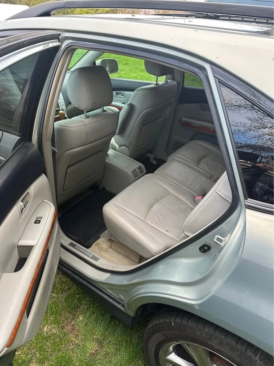 2007 Lexus RX 2nd Gen - Image 4 of 11