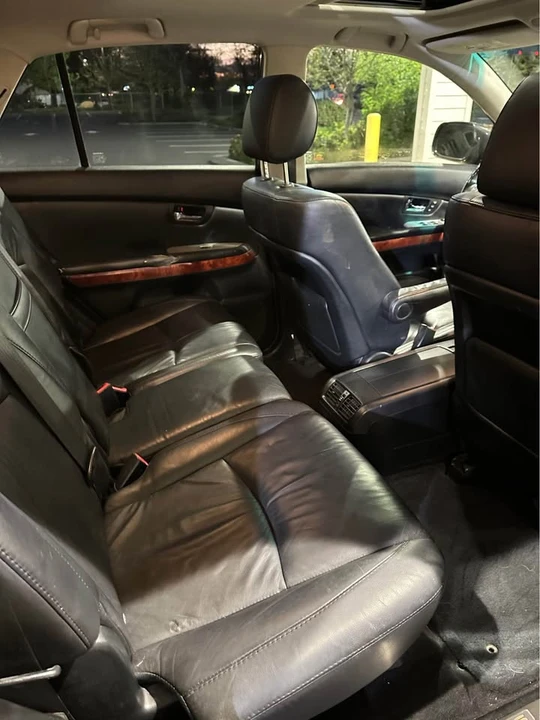 2007 Lexus RX 2nd Gen - Image 11 of 15