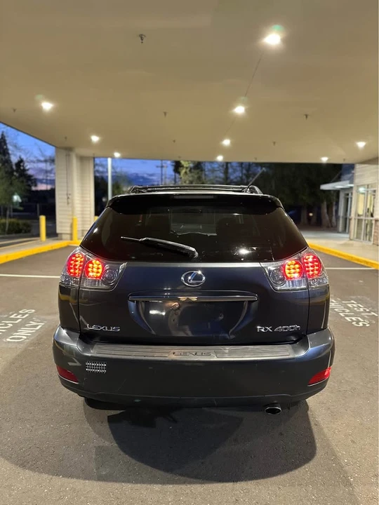 2007 Lexus RX 2nd Gen - Image 3 of 15