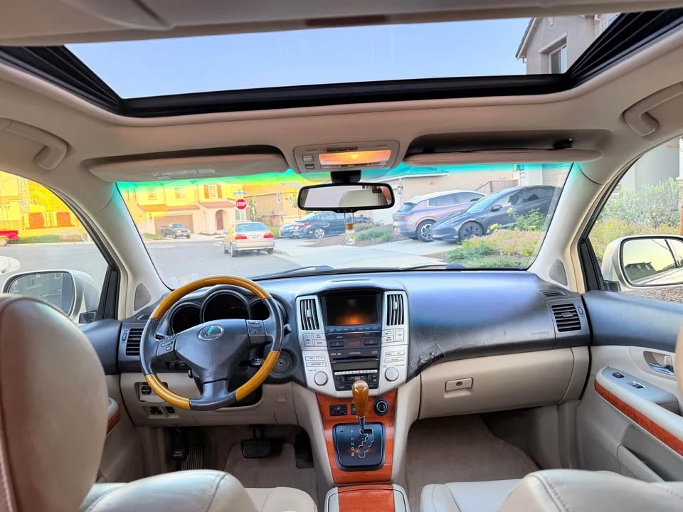 2007 Lexus RX 2nd Gen - Image 6 of 10