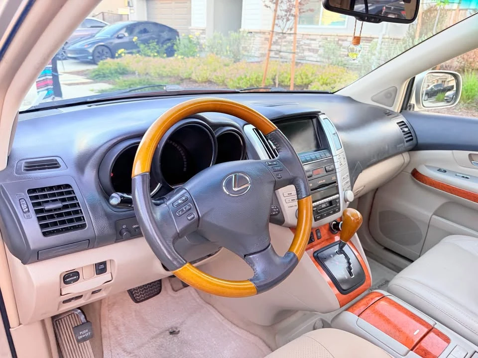 2007 Lexus RX 2nd Gen - Image 10 of 10