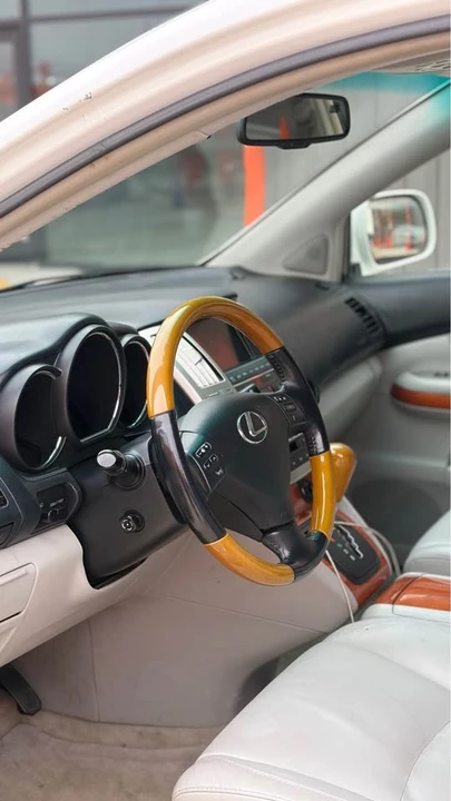 2007 Lexus RX 2nd Gen - Image 4 of 4