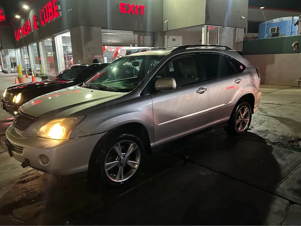 2007 Lexus RX 2nd Gen - Image 4 of 5