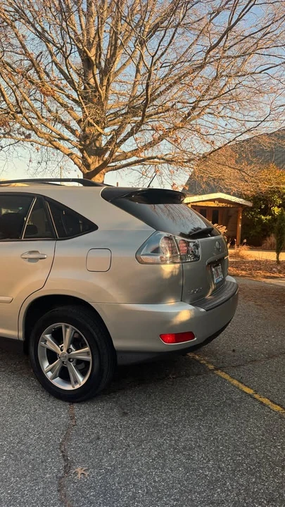 2007 Lexus RX 2nd Gen - Image 10 of 15