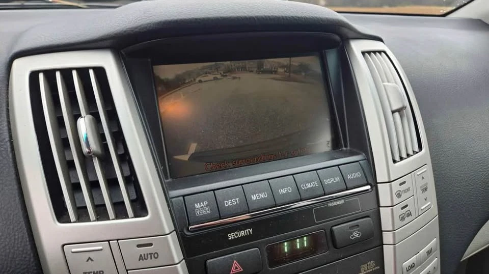 2007 Lexus RX 2nd Gen - Image 9 of 10
