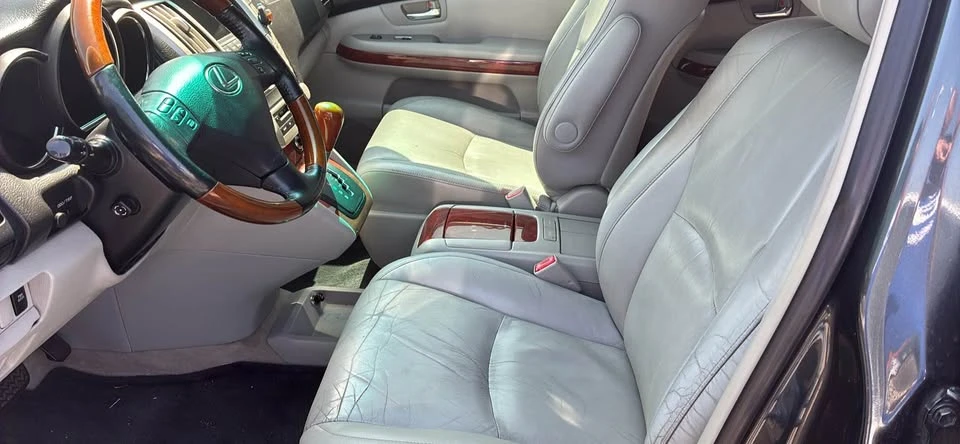 2007 Lexus RX 2nd Gen - Image 5 of 13