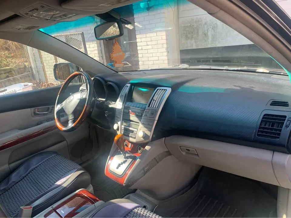 2007 Lexus RX 2nd Gen - Image 9 of 11