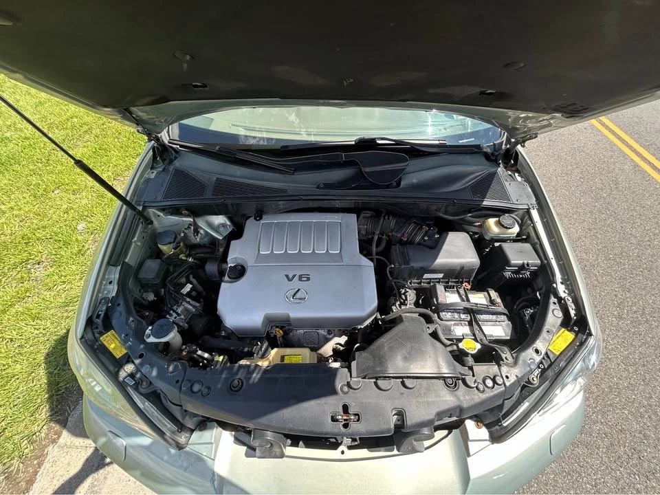2007 Lexus RX 2nd Gen - Image 12 of 13