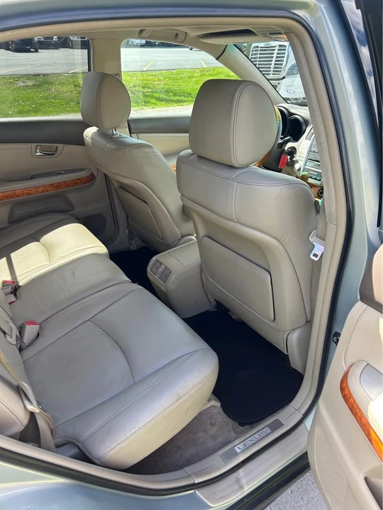 2007 Lexus RX 2nd Gen - Image 8 of 13