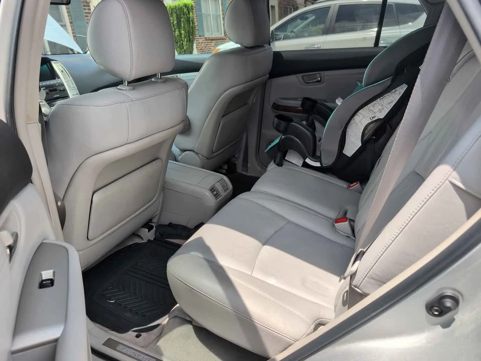2007 Lexus RX 2nd Gen - Image 8 of 11