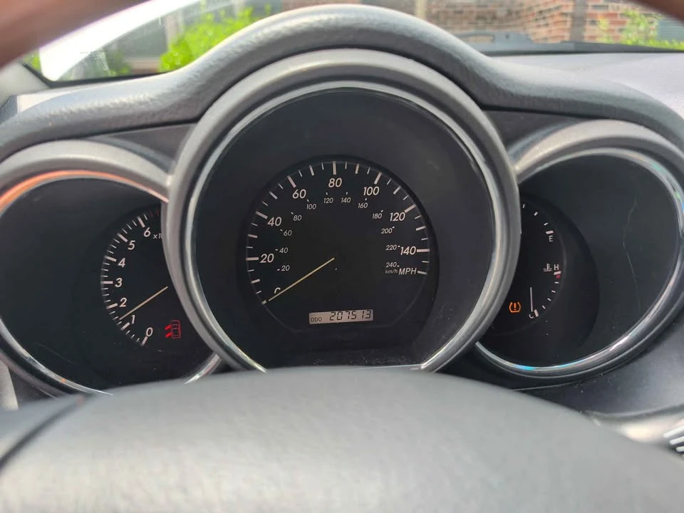 2007 Lexus RX 2nd Gen - Image 10 of 11