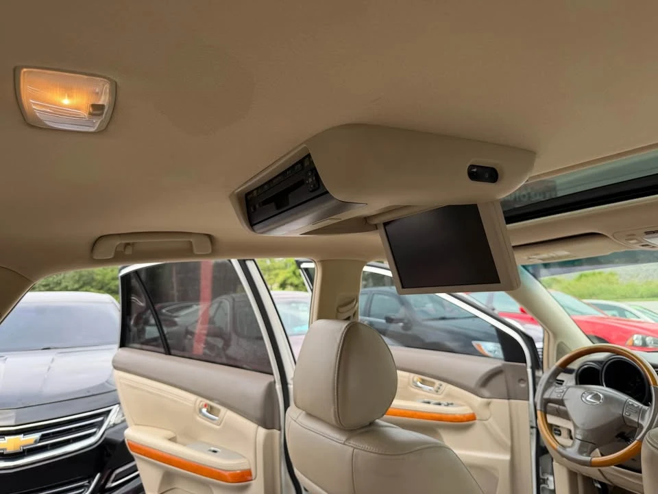 2007 Lexus RX 2nd Gen - Image 10 of 16