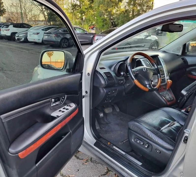 2007 Lexus RX 2nd Gen - Image 2 of 2