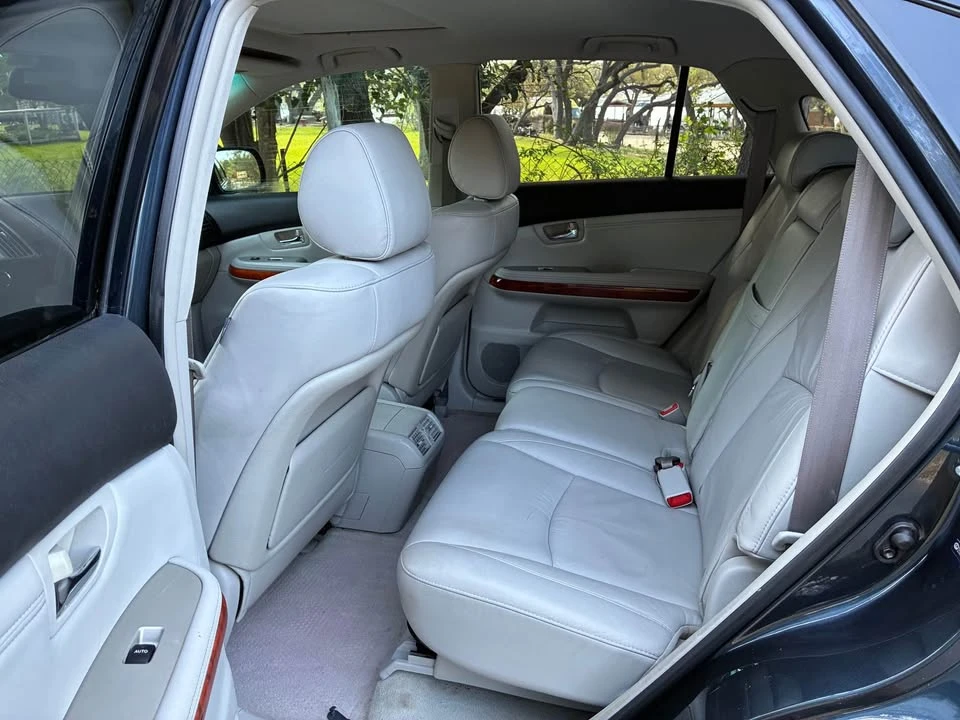 2007 Lexus RX 2nd Gen - Image 6 of 8
