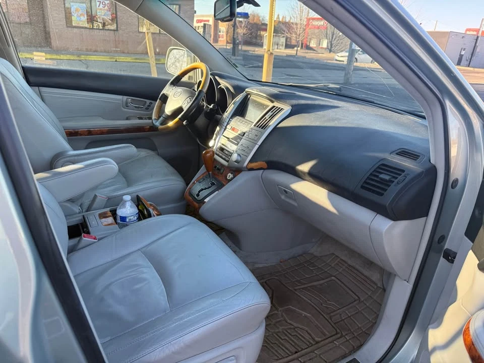 2007 Lexus RX 2nd Gen - Image 4 of 4