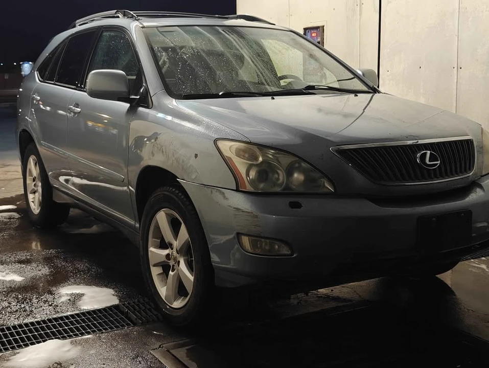 2007 Lexus RX 2nd Gen - Image 4 of 11