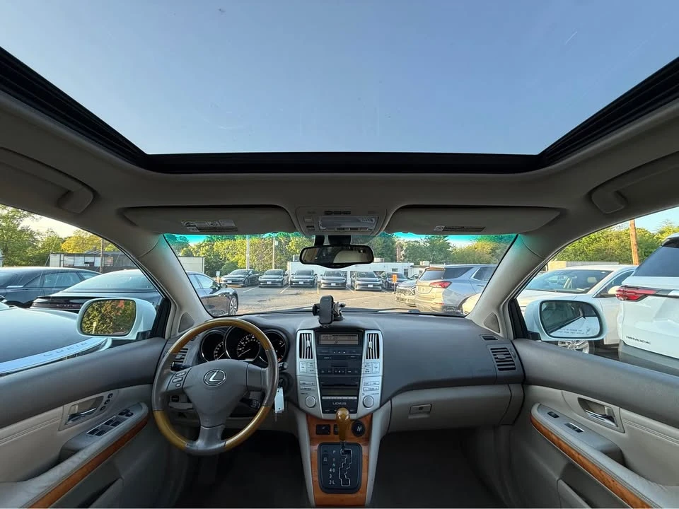 2007 Lexus RX 2nd Gen - Image 16 of 20