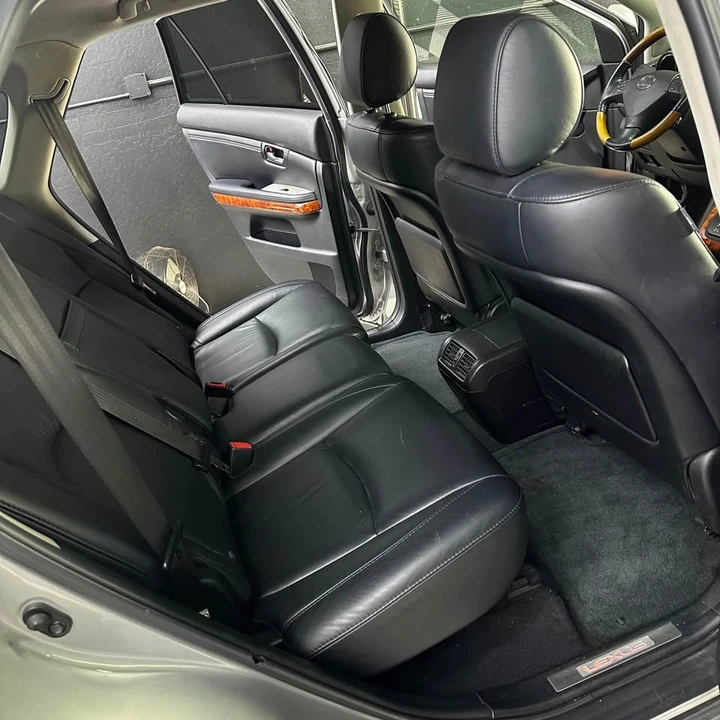 2007 Lexus RX 2nd Gen - Image 9 of 10
