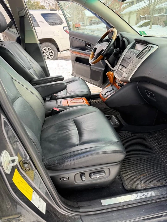 2007 Lexus RX 2nd Gen - Image 9 of 10