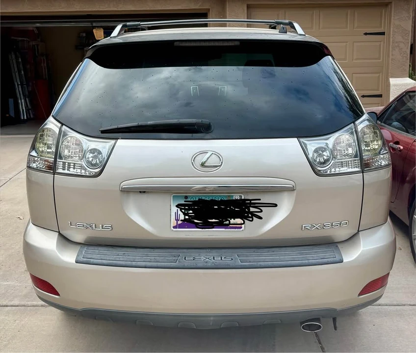 2007 Lexus RX 2nd Gen - Image 2 of 10