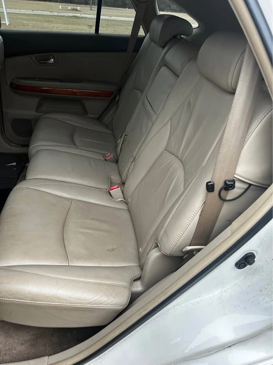 2007 Lexus RX 2nd Gen - Image 8 of 10