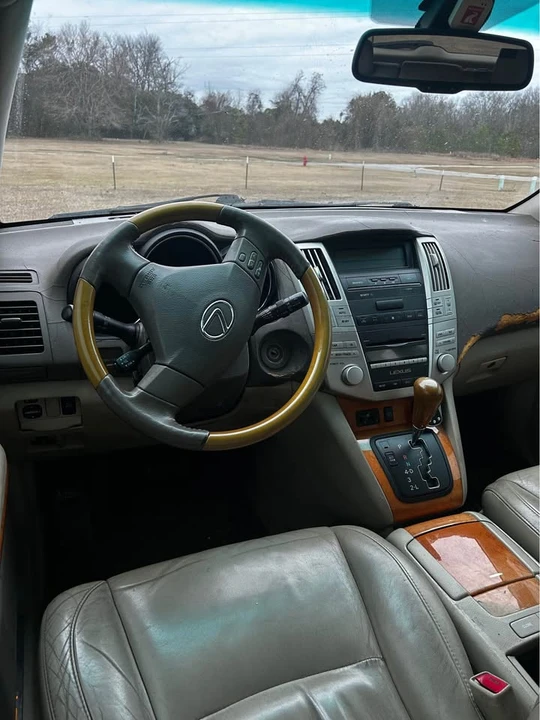2007 Lexus RX 2nd Gen - Image 9 of 10