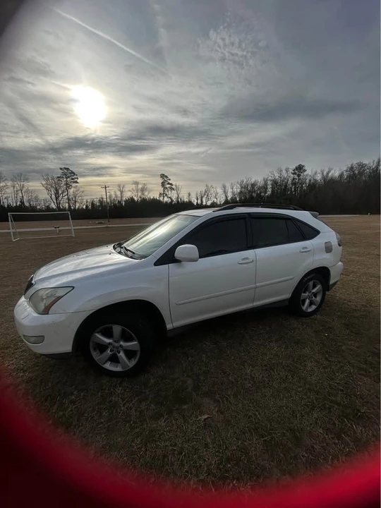 2007 Lexus RX 2nd Gen - Image 2 of 10